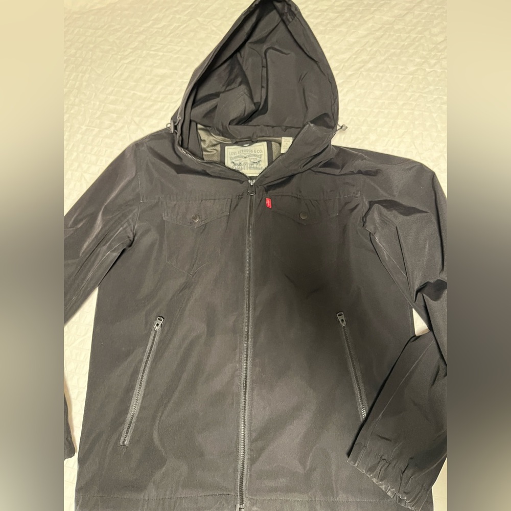 Levi's Two-Pocket Shortie Rain Hoodie Jacket